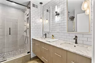 758 N Larrabee St, Chicago, IL 60654 - Photo 12