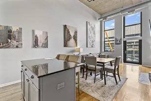 758 N Larrabee St, Chicago, IL 60654 - Photo 8