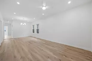 1109 N Kedvale Ave, Chicago, IL 60651 - Photo 6