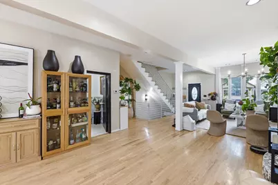 539 W 44th Place, Chicago, IL 60609 - Photo 10