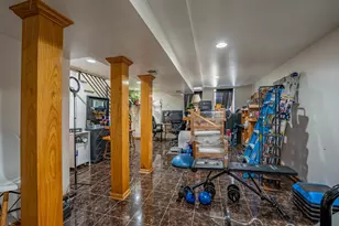 539 W 44th Pl, Chicago, IL 60609 - Photo 30