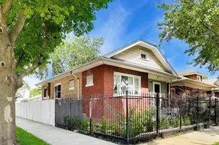 932 S Mayfield Ave, Chicago, IL 60644 - Photo 2