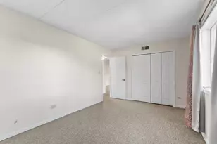 18302 Robin Ln, Homewood, IL 60430 - Photo 16