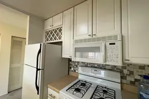 1912 Prairie Square, Schaumburg, IL 60173 - Photo 8