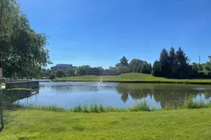1912 Prairie Square, Schaumburg, IL 60173 - Photo 32