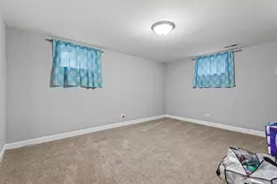 908 E 159th Pl, South Holland, IL 60473 - Photo 14