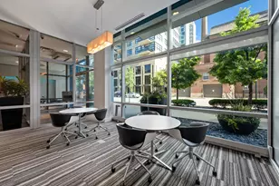 110 W Superior St, Chicago, IL 60654 - Photo 44