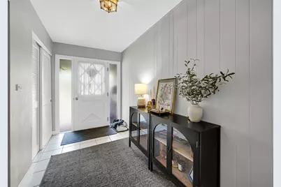 3010 N Kennicott Avenue, Arlington Heights, IL 60004 - Photo 2