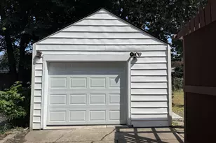 1637 Shirley Dr, Calumet City, IL 60409 - Photo 6