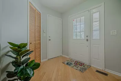 1069 Talbots Lane #0, Elk Grove Village, IL 60007 - Photo 12