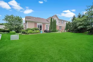 1031 Ravendale Ct, Naperville, IL 60540 - Photo 38