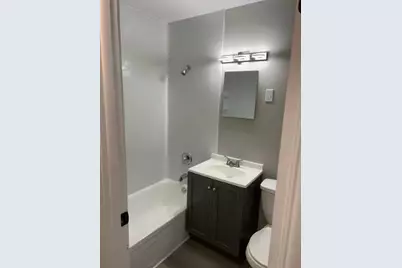 [Address not provided], Streamwood, IL 60107 - Photo 8