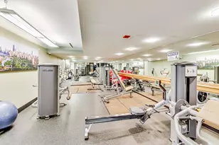 345 N La Salle Dr, Chicago, IL 60654 - Photo 32