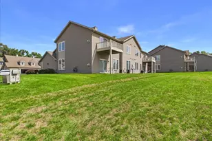 639 Queens Ct, Rockton, IL 61072 - Photo 26