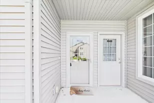 639 Queens Ct, Rockton, IL 61072 - Photo 4
