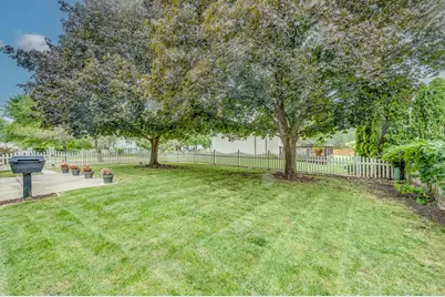 1602 Larson Avenue, Saint Charles, IL 60174 - Photo 24