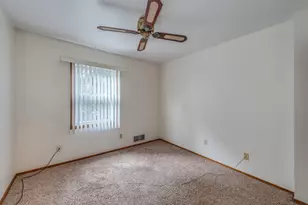 1602 Larson Ave, Saint Charles, IL 60174 - Photo 22