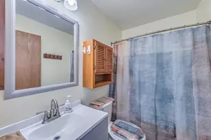1602 Larson Ave, Saint Charles, IL 60174 - Photo 20