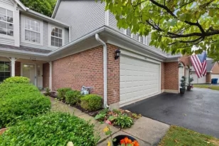 2174 Rob Roy Ct, Hanover Park, IL 60133 - Photo 2