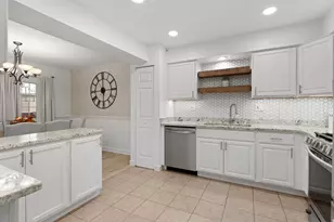 2174 Rob Roy Ct, Hanover Park, IL 60133 - Photo 10
