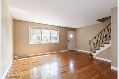 606 S Milwaukee Avenue #B, Libertyville, IL 60048 - Photo 2