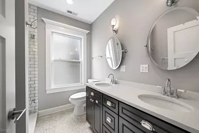 4028 N Central Park Avenue, Chicago, IL 60618 - Photo 12