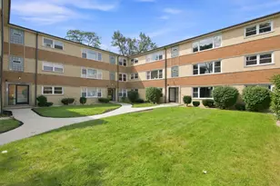 7900 S Merrill Ave, Chicago, IL 60649 - Photo 1