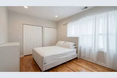 7225 N Rogers Avenue #3, Chicago, IL 60645 - Photo 8