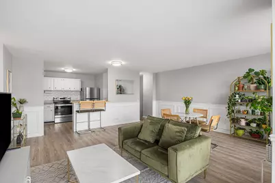 4343 N Clarendon Avenue #817, Chicago, IL 60613 - Photo 4