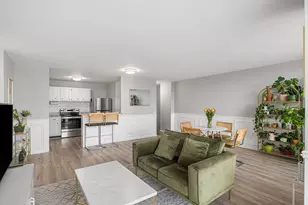 4343 N Clarendon Ave, Chicago, IL 60613 - Photo 4