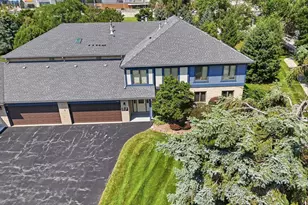 2751 Harbor Dr, Joliet, IL 60431 - Photo 2