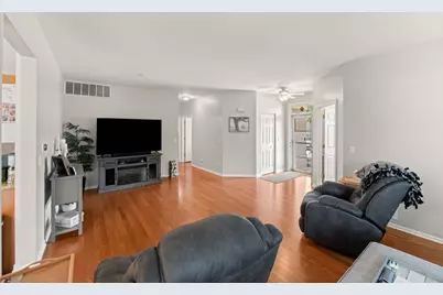16310 Crescent Lake Drive #16310, Crest Hill, IL 60403 - Photo 8