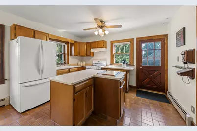 303 Hillside Avenue, Glen Ellyn, IL 60137 - Photo 10