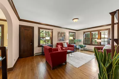 303 Hillside Avenue, Glen Ellyn, IL 60137 - Photo 4