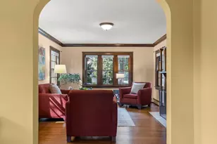 303 Hillside Ave, Glen Ellyn, IL 60137 - Photo 8