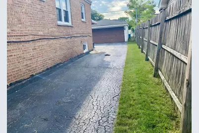 7630 Lavergne Avenue, Burbank, IL 60459 - Photo 20