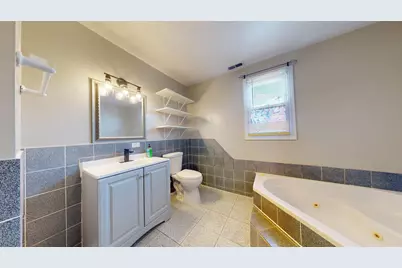5242 W Roscoe Street #2, Chicago, IL 60641 - Photo 8