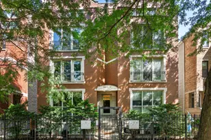 2917 N Damen Ave, Chicago, IL 60618 - Photo 1