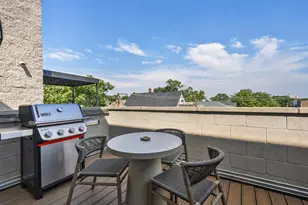 2917 N Damen Ave, Chicago, IL 60618 - Photo 24