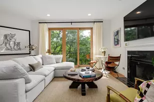 2917 N Damen Ave, Chicago, IL 60618 - Photo 6