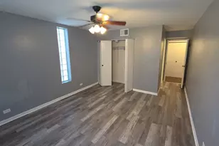 18320 Cherry Creek Dr, Homewood, IL 60430 - Photo 8