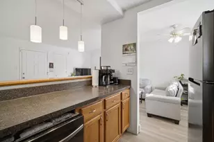 427 S Elmwood Ave, Oak Park, IL 60302 - Photo 6