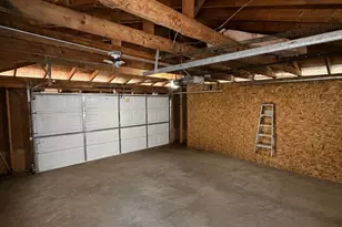 8322 S Burnham Ave, Chicago, IL 60617 - Photo 14