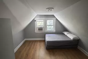 8322 S Burnham Ave, Chicago, IL 60617 - Photo 10