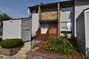 843 Oakside Ln, University Park, IL 60484 - Photo 1