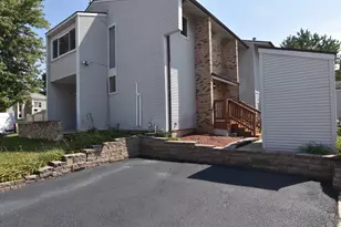 843 Oakside Ln, University Park, IL 60484 - Photo 2