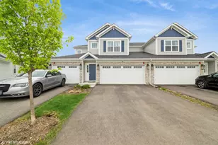 347 Masters Dr, Addison, IL 60101 - Photo 1