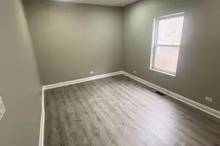 7832 S Vernon Ave, Chicago, IL 60619 - Photo 4
