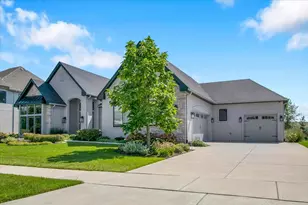 4276 Lacebark Ln, Naperville, IL 60564 - Photo 6