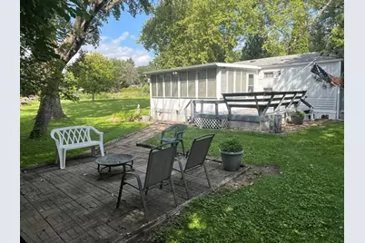 1009 Bay Road #10, McHenry, IL 60051 - Photo 2